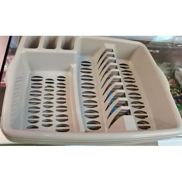 Dish drainer 